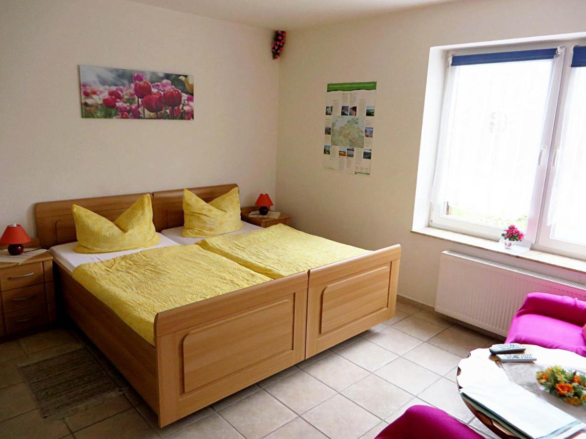 Ferienwohnungen "Marie" Mit Terrassen, Inclusive Park- Und Stellplaetze Am Haus, Mueritz-Strand Nur 700M, Altstadt 10Min, Ruhige Lage, Варен Екстер'єр фото