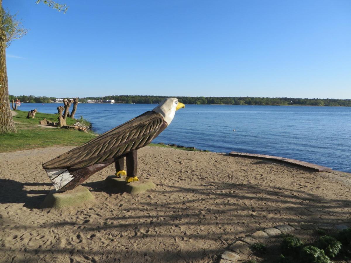 Ferienwohnungen "Marie" Mit Terrassen, Inclusive Park- Und Stellplaetze Am Haus, Mueritz-Strand Nur 700M, Altstadt 10Min, Ruhige Lage, Варен Екстер'єр фото