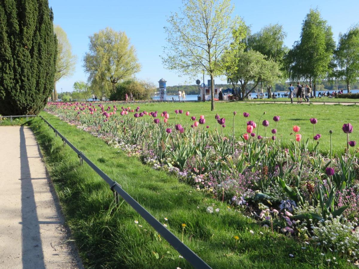Ferienwohnungen "Marie" Mit Terrassen, Inclusive Park- Und Stellplaetze Am Haus, Mueritz-Strand Nur 700M, Altstadt 10Min, Ruhige Lage, Варен Екстер'єр фото
