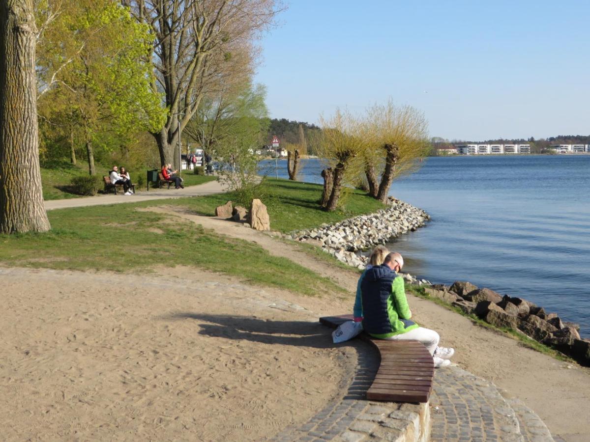Ferienwohnungen "Marie" Mit Terrassen, Inclusive Park- Und Stellplaetze Am Haus, Mueritz-Strand Nur 700M, Altstadt 10Min, Ruhige Lage, Варен Екстер'єр фото